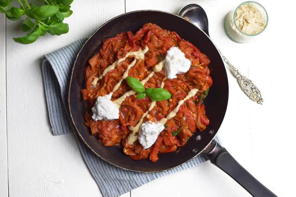 Veganes Shakshuka mit Kokoscreme