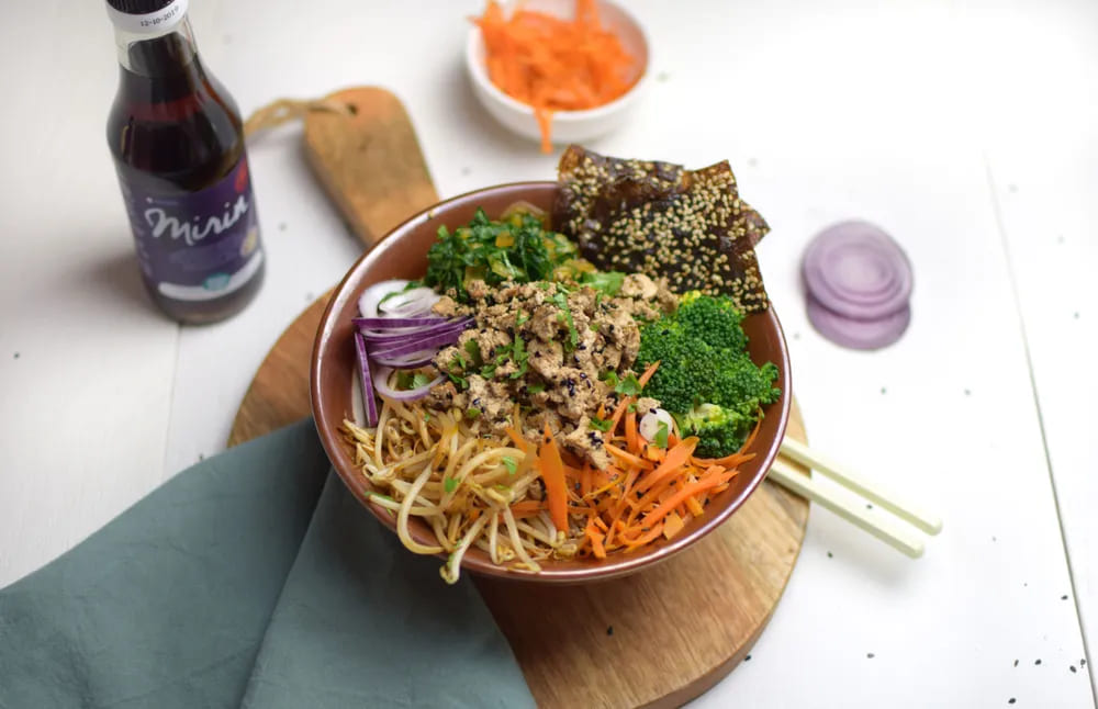 Veganes Bibimbap mit Tofu